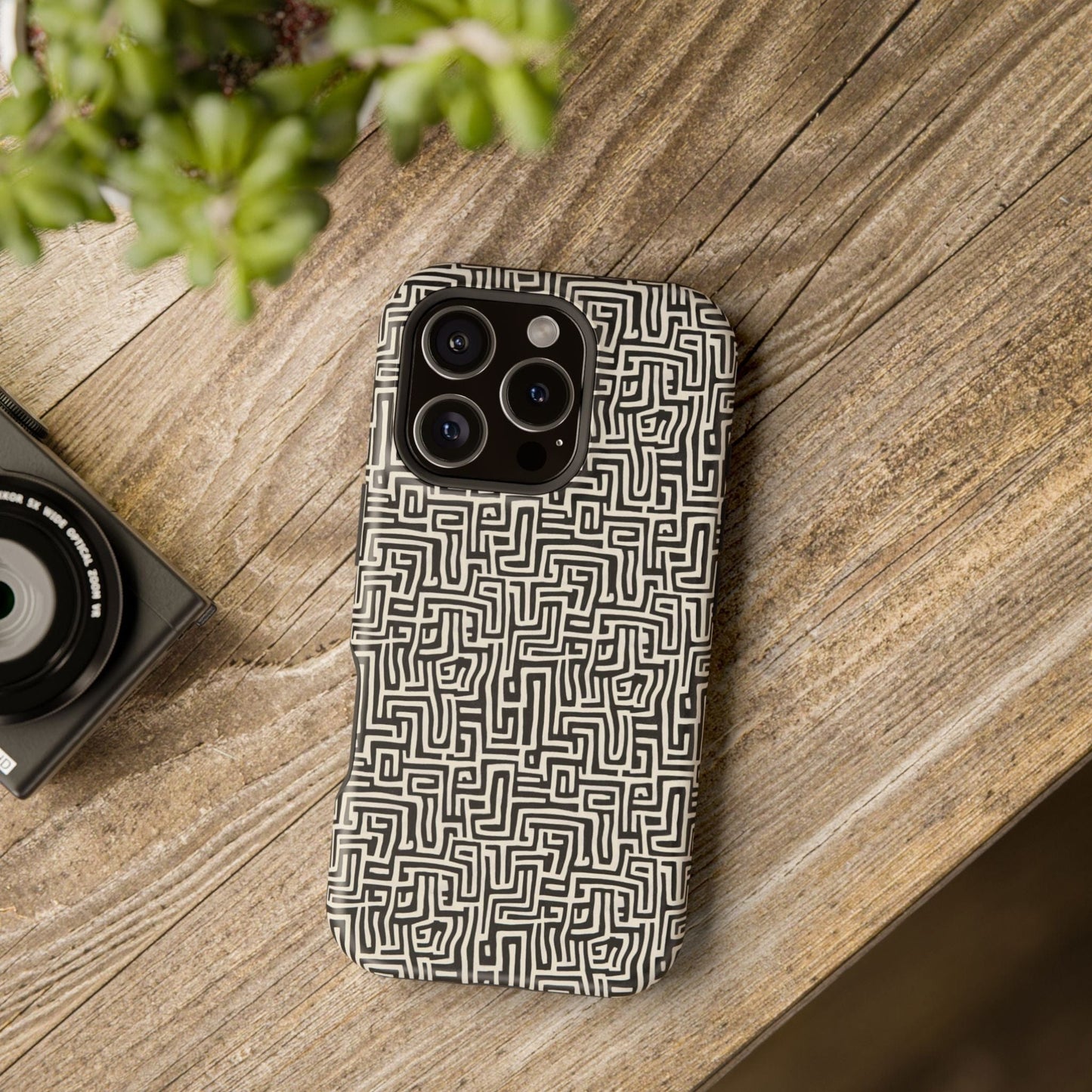 Phone Case Monochrome Labyrinth